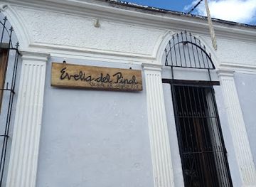 guatemala/caribbean-coast/shop/evelia-del-pinal