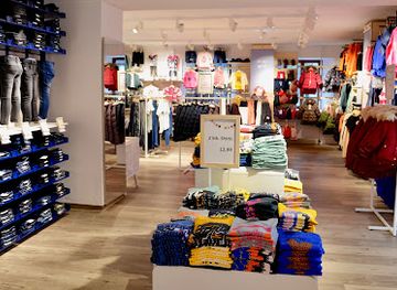 austria/zillertal/shop/elviro-fugen