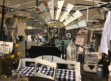 florida/sarasota/shop/malu-s-vintage-unique-finds