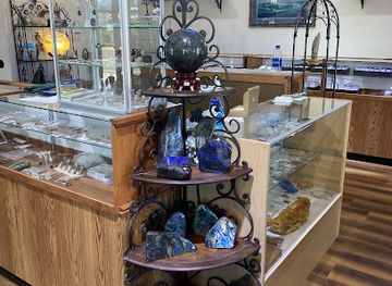 montana/columbia-falls/shop/the-sapphire-shoppe