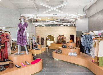 north-carolina/raleigh/north-hills/shop/vermillion