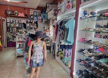 honduras/tela/shop/3-sis