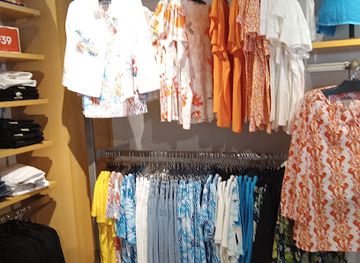 indiana/michigan-city/shop/chico-s-off-the-rack