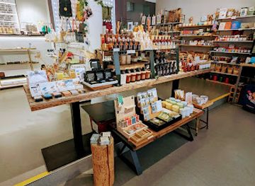 netherlands/ijsselmeer-polders/shop/six-and-sons