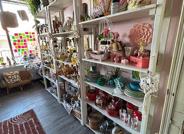 south-dakota/sioux-falls/shop/art-moms-and-friends-boutique