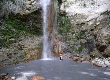 saint-lucia/diamond-falls-botanical-gardens/shop/superman-waterfall