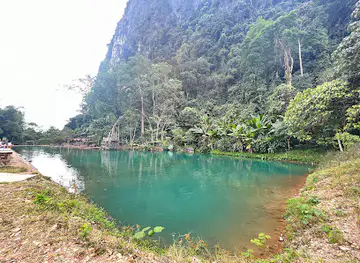 Blue Lagoon 3