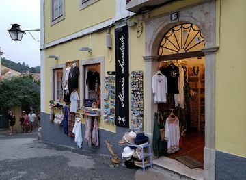 portugal/serra-de-sintra/shop/maria-saudade