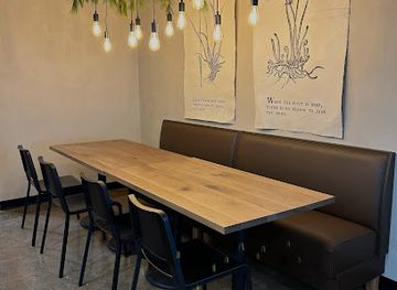 ohio/dundee-falls/shop/village-cafe-creamery