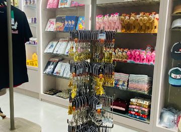 united-arab-emirates/abu-dhabi/shop/i-love-abu-dhabi-by-emag