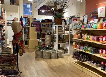 virginia/charlottesville/shop/ten-thousand-villages