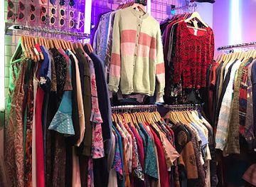 ireland/dublin/shop/golly-gosh-vintage-boutique-dublin