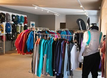 switzerland/davos/shop/fullmoons-go-vertical-bergsport-outlet