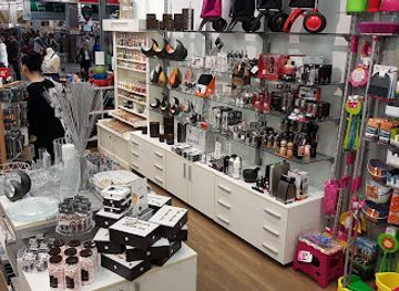 slovenia/maribor/drava/shop/1001-dar-europark-maribor