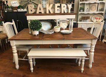 oregon/painted-hills/shop/bayberry-lane