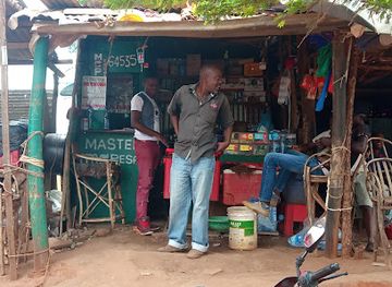 kenya/taita-hills/shop/master-s-muguka-shop