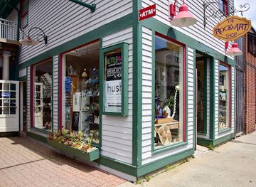 maine/bar-harbor/shop/the-rock-and-art-shop