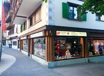 switzerland/klosters/shop/souvenir-shop-the-klosterser