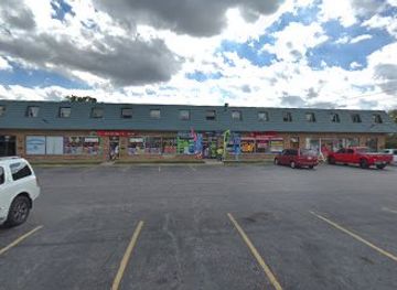 illinois/aurora/shop/julia-s-boutique