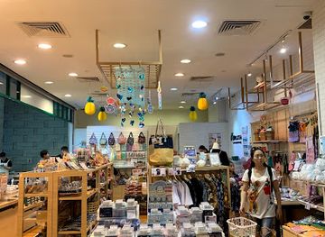 singapore/pulau-semakau/shop/melissa-zakka