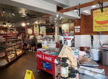 south-carolina/charleston-area-beaches/shop/savannah-s-candy-kitchen