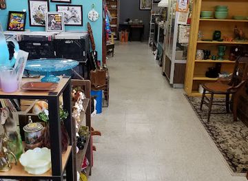 arkansas/russellville/shop/west-main-gallery