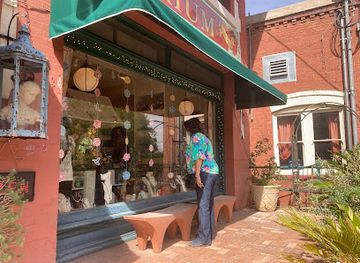 arizona/bisbee/shop/the-littlewing-emporium
