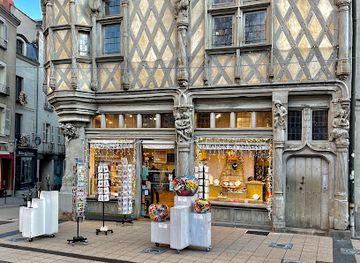 france/angers/shop/adam-house-house-of-artisans