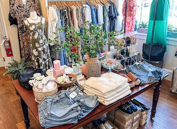 new-york/poughkeepsie/shop/elizabeth-boutique