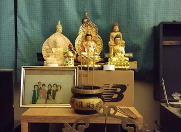 california/los-angeles/shop/a-k-gift-fashion