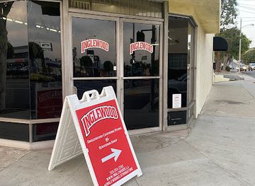 california/inglewood/shop/inglewood-clothing-store