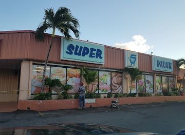 the-bahamas/rum-cay/shop/super-value