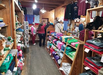 vermont/molly-falls-state-park/shop/bragg-farm-sugar-house-gift