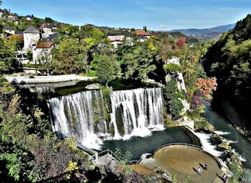 bosnia-and-herzegovina/jajce-waterfalls/shop/katakombe-jajce