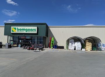 Bomgaars
