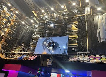 fiji/levuka/shop/unique-hotshop-fiji