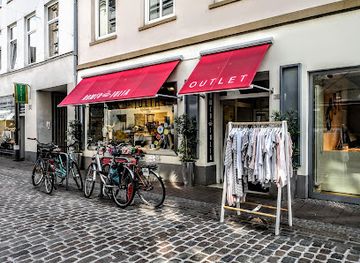 germany/lubeck/shop/romeo-julia