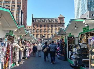 connecticut/stamford/shop/theatre-district-shopping-court