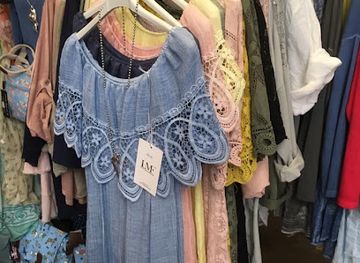 united-kingdom/warwickshire/shop/meadows-boutique