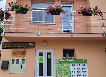 croatia/plitvice-lakes-national-park/shop/sirana-turkalj-lika-quality