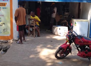 haiti/nord-est/shop/jm-confection-production