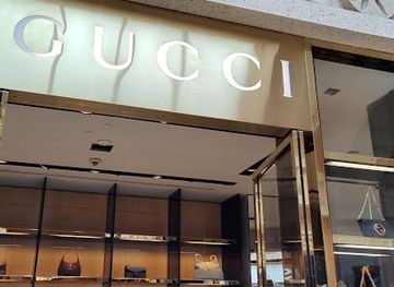 the-bahamas/nassau-and-paradise-island/shop/gucci