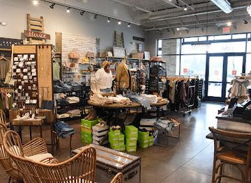 iowa/west-des-moines/shop/mainstream-boutique-waukee