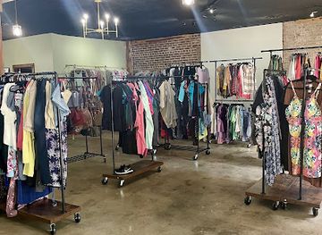 north-carolina/uwharrie-national-forest/shop/refresh-resale