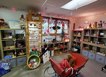 new-hampshire/lakes-region/shop/winnisquam-country-gifts