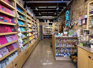 france/marseille/vieux-port/shop/la-savonnette-marseillaise-boutique-vieux-port-de-marseille