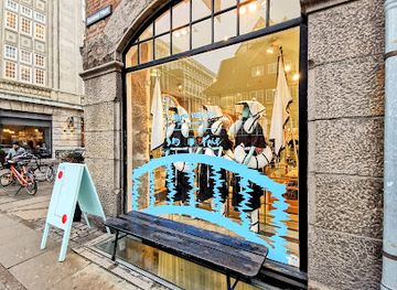 denmark/copenhagen/shop/henrik-vibskov-boutique