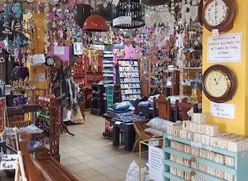 south-africa/drakensberg/shop/cedarwood-village-shopping-centre