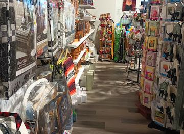 west-virginia/fairmont/shop/donna-s-unique-gifts-collectibles