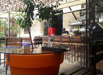 cyprus/nicosia/ledra-street/shop/faboutique-ermou-300